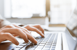 マーケティング部門向け「記事ドラフト自動生成」ツールの開発